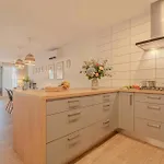 River Retreat - Happy * فيبافا