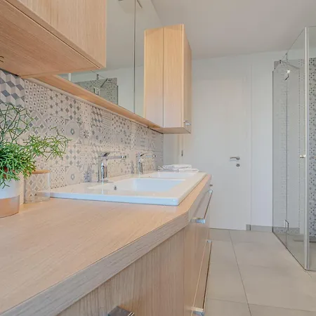 Apartment River Retreat - Happy