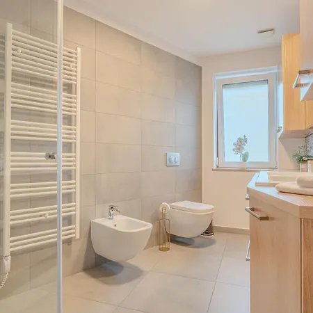 River Retreat - Happy ויפאבה