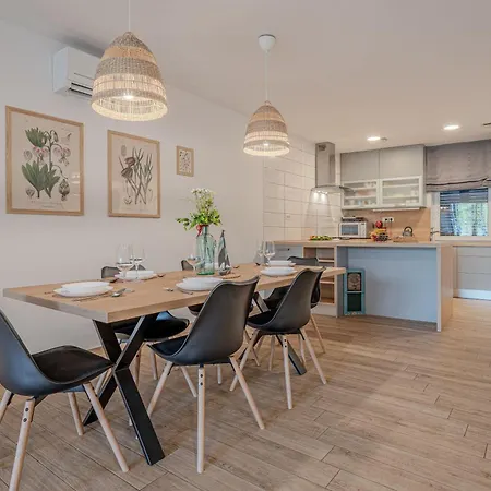 Apartmán River Retreat - Happy *