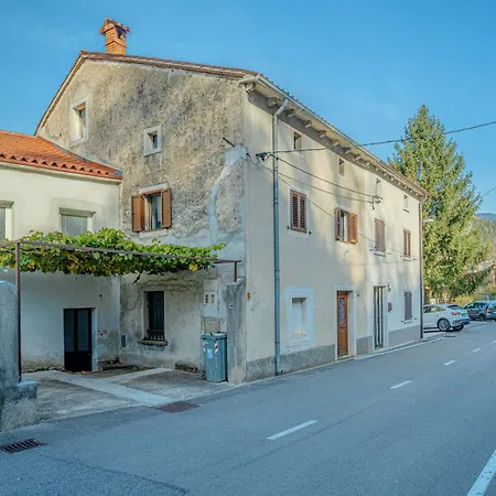 River Retreat - Happy Apartmán Vipava