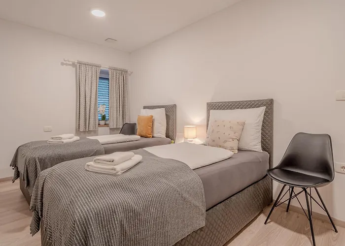 River Retreat - Happy Appartement