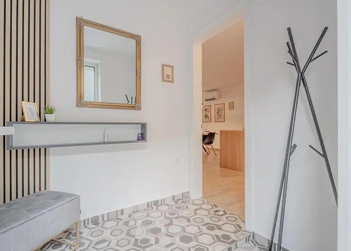 River Retreat - Happy Appartement Vipava