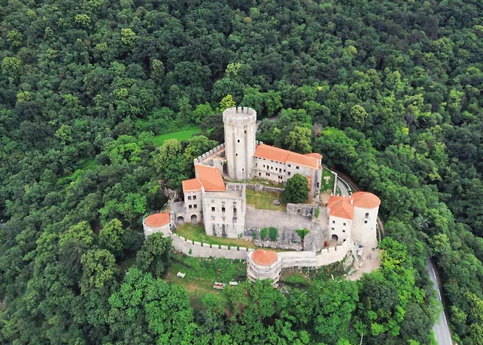 River Retreat - Happy *